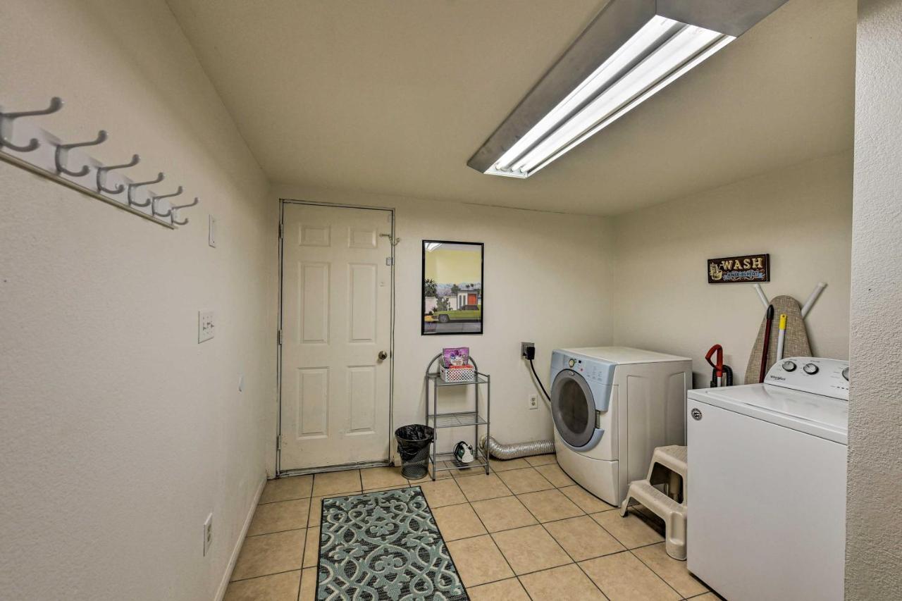 Vintage Las Vegas Oasis Less Than 3 Mi To The Strip! Ngoại thất bức ảnh